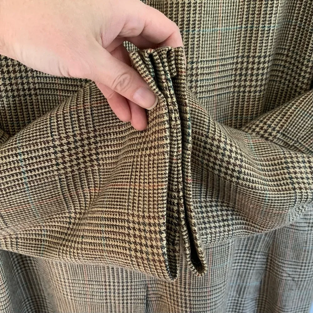 Brooks Brothers Tan Plaid Lambswool 2 Button Madison Relaxed Fit Sport Coat
